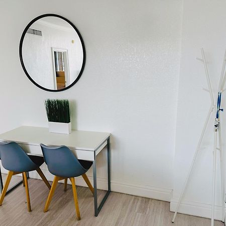 Miami Hollywood Great Two Bedroom Apartment With Channel View 006-22Bvic Eksteriør billede