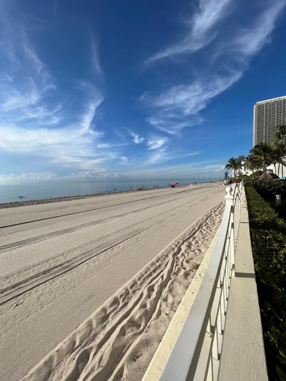 Miami Hollywood Great Two Bedroom Apartment With Channel View 006-22Bvic Eksteriør billede